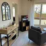 Apartment 900m De La Gare Evreux